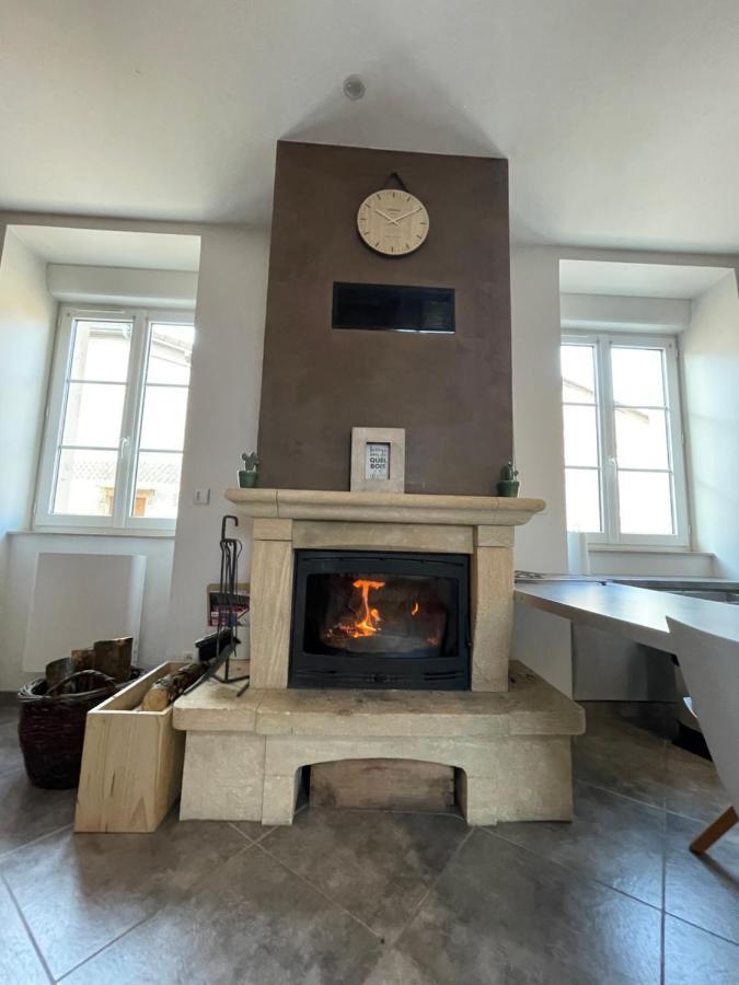 Gite De La Grenouillette Saint-Maurice-de-Satonnay Exteriér fotografie